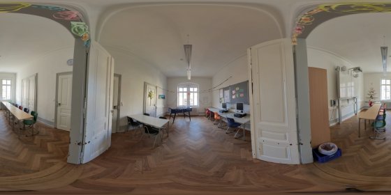 Play 'VR 360° - Helmholtz Gymnasium 3d Tour