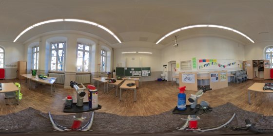 Play 'VR 360° - Helmholtz Gymnasium 3d Tour