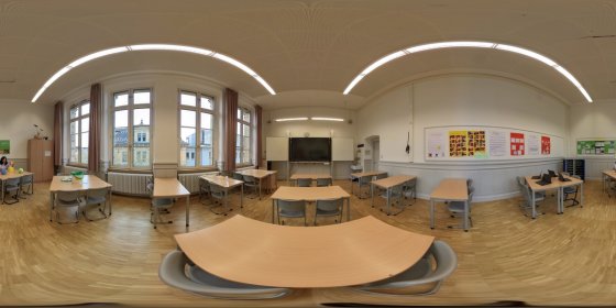 Play 'VR 360° - Helmholtz Gymnasium 3d Tour