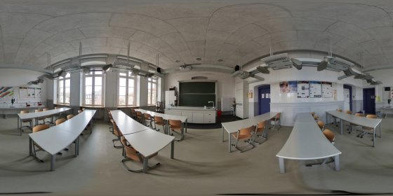 Play 'VR 360° - Helmholtz Gymnasium 3d Tour