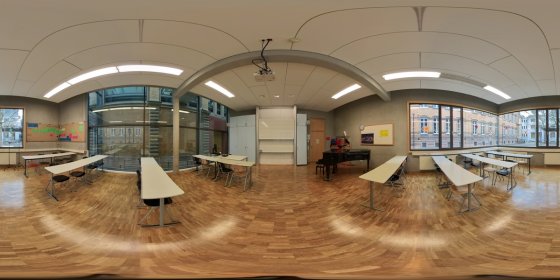 Play 'VR 360° - Helmholtz Gymnasium 3d Tour