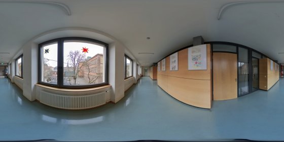 Play 'VR 360° - Helmholtz Gymnasium 3d Tour