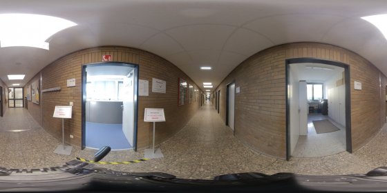 Play 'VR 360° - 360 Grad Rundgang Berufskolleg Technik Remscheid