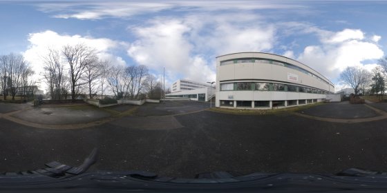 Play 'VR 360° - 360 Grad Rundgang Berufskolleg Technik Remscheid