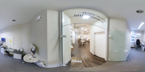 Play 'VR 360° - Augenoptik Schmedt