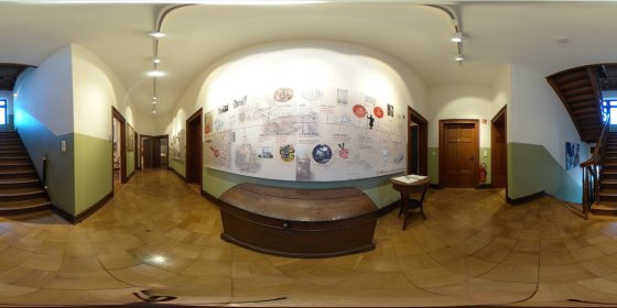 Play 'VR 360° - Museum UHL'sches Haus