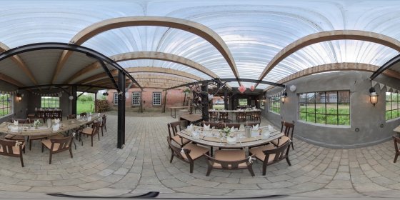 Play 'VR 360° - Mels Restaurant Hochzeit