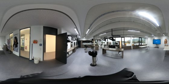 Play 'VR 360° - Handwerkskammer Trier