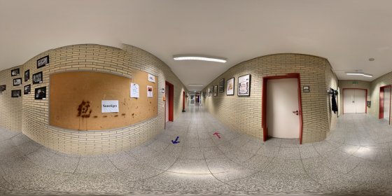 Play 'VR 360° - Digitaler Rundgang als Tag der offenen Tür des Clara-Sc