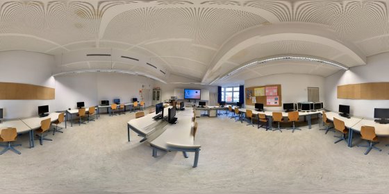 Play 'VR 360° - Digitaler Rundgang als Tag der offenen Tür des Clara-Sc