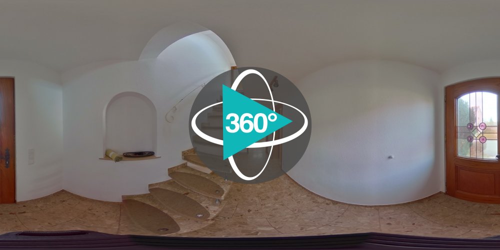 Play 'VR 360° - Traumhaftes Anwesen: Großzügiges Haus mit weitläufigem 