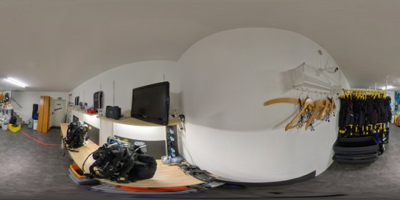 Play 'VR 360° - Tauchschule Neufahrn