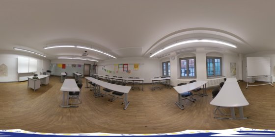 Play 'VR 360° - Rundgang durch die Ernestinenschule