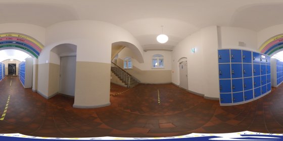 Play 'VR 360° - Rundgang durch die Ernestinenschule