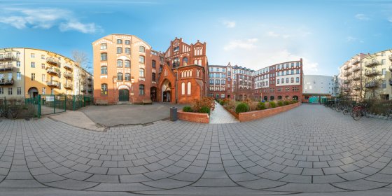 Play 'VR 360° - Kathol. Schulzentrum Edith Stein