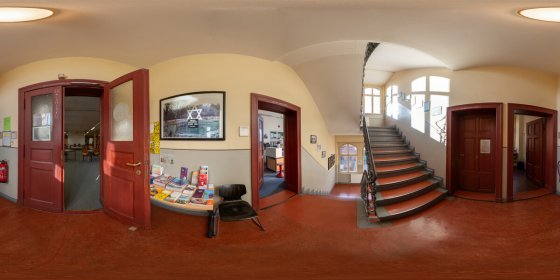 Play 'VR 360° - Kathol. Schulzentrum Edith Stein