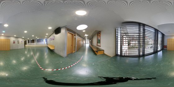 Play 'VR 360° - GymSchoe