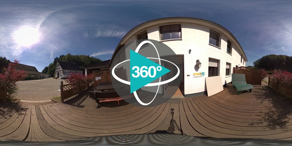 Play 'VR 360° - 360 Grad Rundgang Ferienwohnung Kornkammer