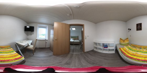 Play 'VR 360° - Haus13 Zum Südblick Garnbach