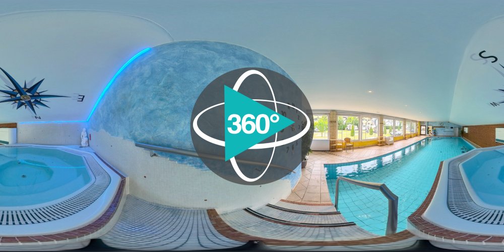 360° - Pool