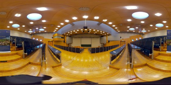 Play 'VR 360° - Virtuelle Tour durch das Ingeborg Bachmann Gymnasium