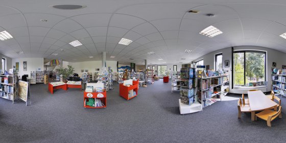 Play 'VR 360° - Bürgerhaus Neuenhagen und Bibliothek