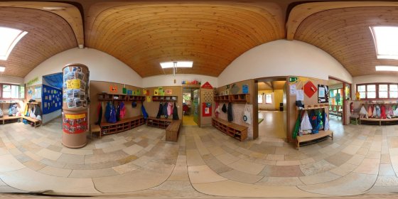 Play 'VR 360° - Kindertagesstätte Heilig-Geist
