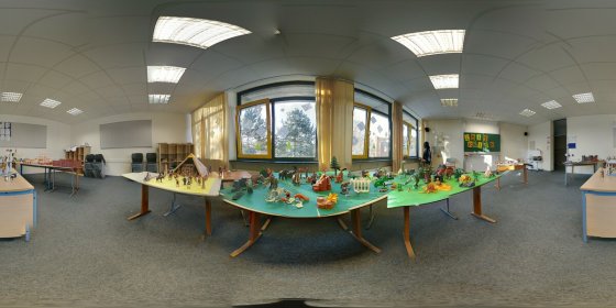 Play 'VR 360° - Gymnasium Ottweiler - Neubau