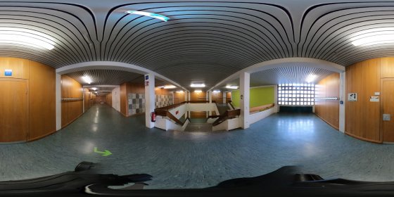 Play 'VR 360° - Rundgang durch das Hölderlin-Gymnasium