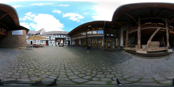 Play 'VR 360° - Glasmuseum Rheinbach