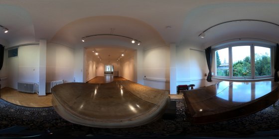 Play 'VR 360° - Monika von Starck in Galerie Paque