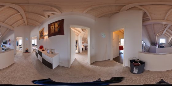 Play 'VR 360° - Haus Weicht