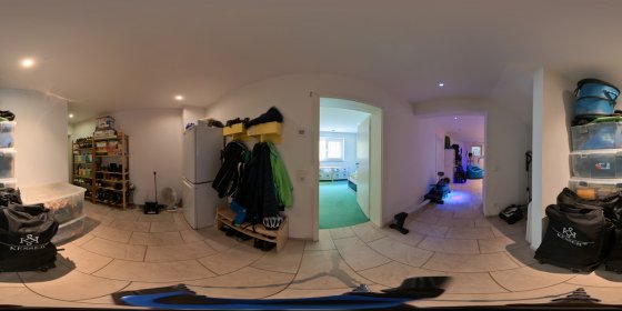 Play 'VR 360° - Haus Weicht