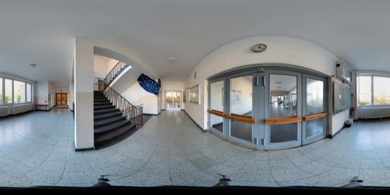 Play 'VR 360° - Katholische Schule Liebfrauen