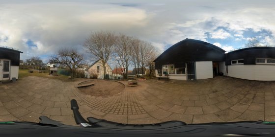 Play 'VR 360° - Rundgang KiTa