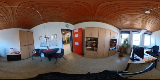Play 'VR 360° - Rundgang durch unsere KiTa