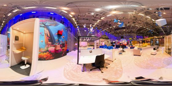 Play 'VR 360° - Dauphin WonderWorld Orgatec