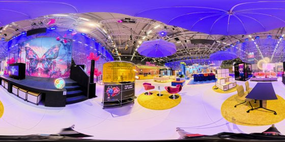 Play 'VR 360° - Dauphin WonderWorld Orgatec