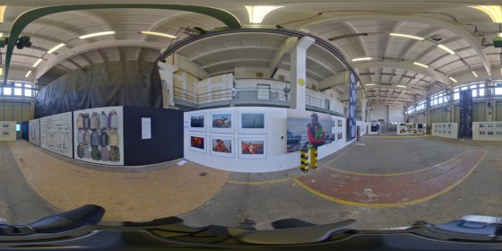 Play 'VR 360° - HZ21 Panzerhalle