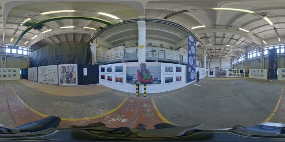 Play 'VR 360° - HZ21 Panzerhalle