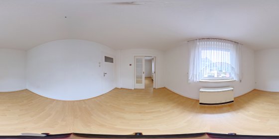 Play 'VR 360° - Hannover-Herrenhausen 4-Zimmerwohnung mit Gartenanteil