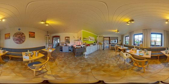 Play 'VR 360° - Hotel Strandräuber