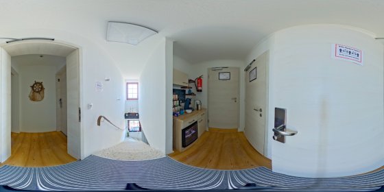 Play 'VR 360° - Hotel Strandräuber