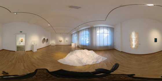 Play 'VR 360° - Papier Global 6 - Internationale Papierkunst Triennale