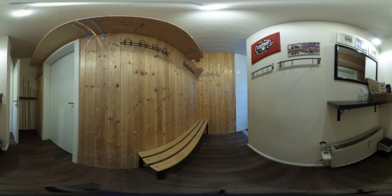 Play 'VR 360° - KungFu Schule