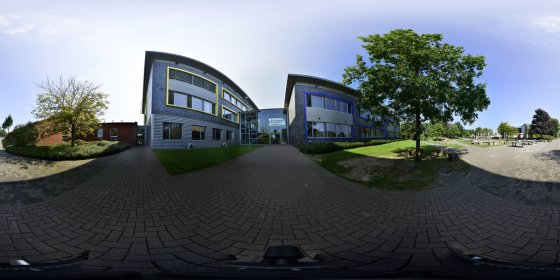 Play 'VR 360° - virtueller Rundgang - Graf-Friedrich-Schule Diepholz