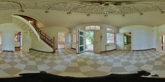 Play 'VR 360° - Das besondere Juwel - Gutshaus mit Geschichte in Neuhau