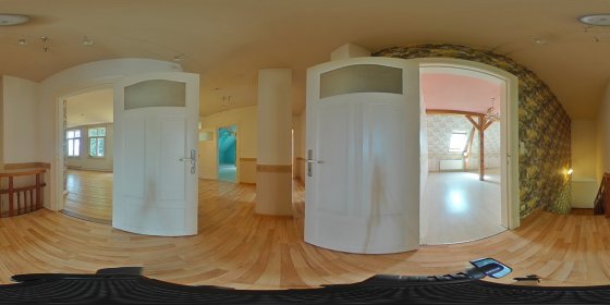 Play 'VR 360° - Das besondere Juwel - Gutshaus mit Geschichte in Neuhau