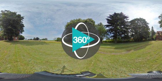 Play 'VR 360° - Das besondere Juwel - Gutshaus mit Geschichte in Neuhau