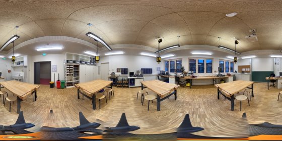 Play 'VR 360° - Raunerschule